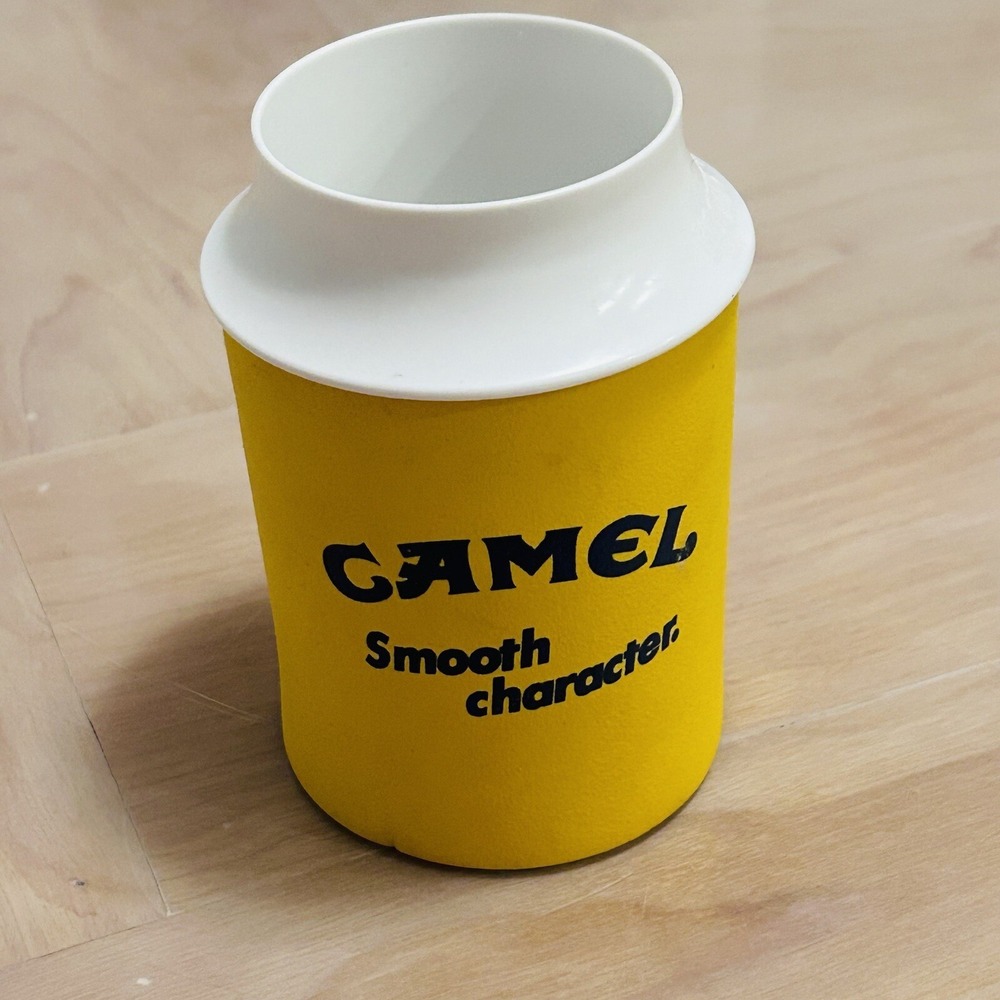 Camel Smooth Character Koozie Kup Yellow Insulated Advertising Vintage Holder